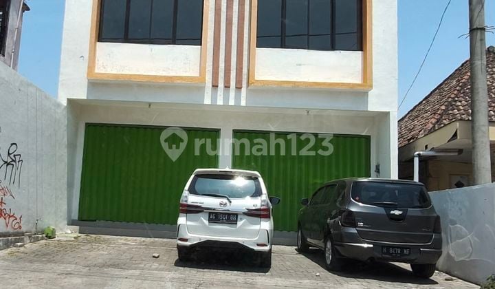 Dijual Ruko dua lantai di pusat kota batu Dijual Ruko dua lantai di pusat kota batu