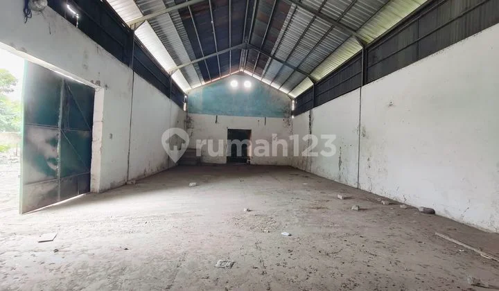 Warehouse for Rent at Low Price in Kediri City Warehouse for Rent at Low Price in Kediri City