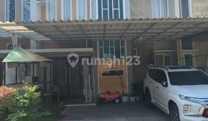 Dijual Rumah Dua Lantai Di Tenggah Kota Kediri Dijual Rumah Dua Lantai Di Tenggah Kota Kediri