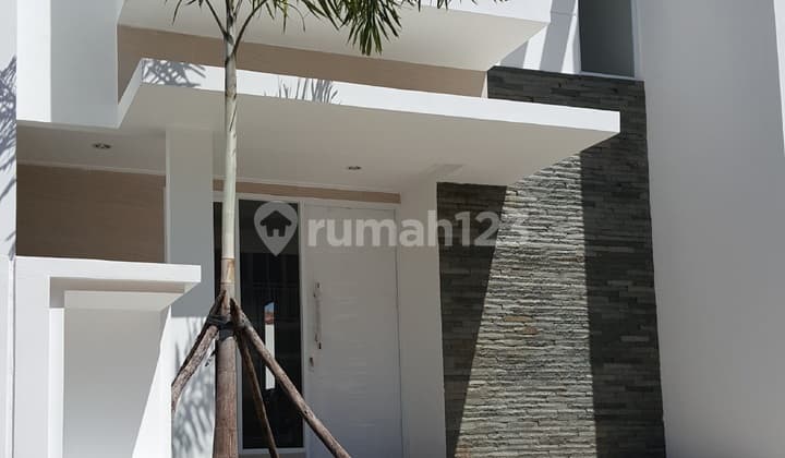 Rumah 2 Lantai Termurah Dekat Bintaro dan Bsd Serpong. bisa KPR