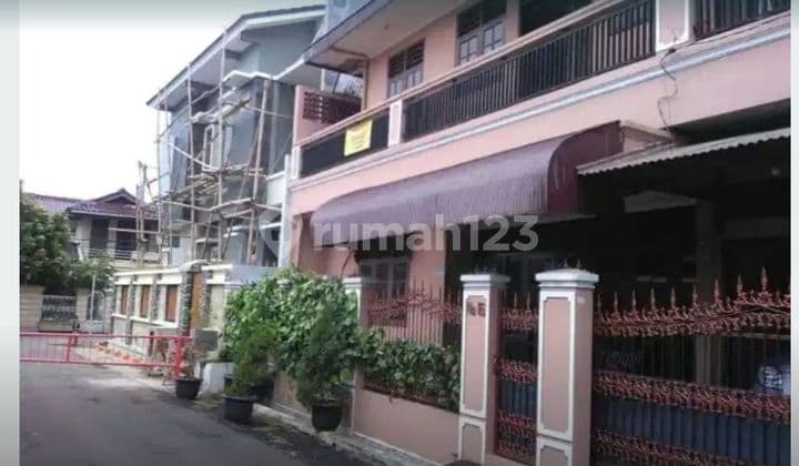 Rumah 2 Lantai di Komplek Bni, Pesanggrahan, Jakarta Selatan
