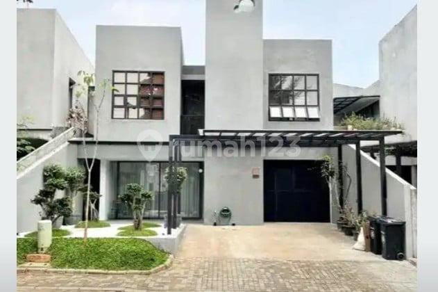 Rumah 2 Lantai di Veteran, Bintaro, Jakarta Selatan