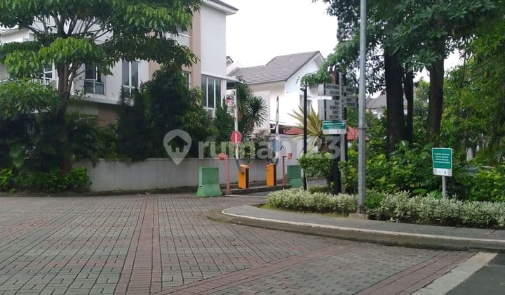 Rumah 3 Lantai di Green Permata Residence, Pesanggrahan, Jakarta Selatan