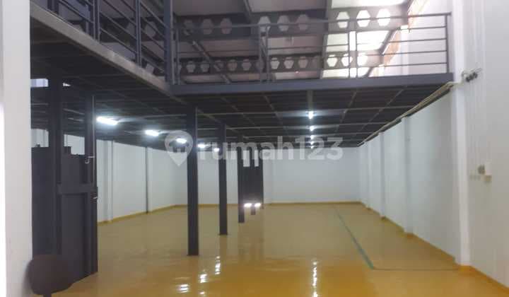 For Rent: Warehouse in Kalideres, West Jakarta, Quite Large, Neat, Clean & Ready to Use, Can Accommodate 40" Containers.