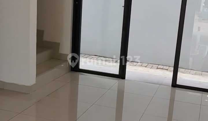 Rumah 2 Lantai + Attic di Cluster Wisteria Metland Menteng, Nyaman & Siap Huni!