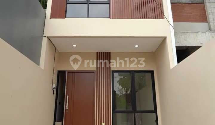 Rumah Minimalis Modern 3 Kt di Meruya Utara Jakarta Barat