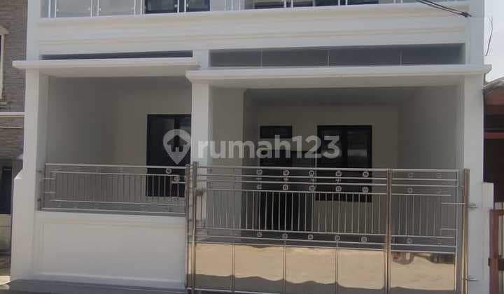 Rumah 2 Lantai Bergaya Minimalis Di Lokasi Premium Harapan Indah Bekasi