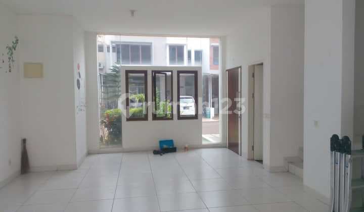 Rumah 2 Lantai Siap Huni di Alamanda Jgc Jakarta Timur - Harga Turun, SHM Ready!
