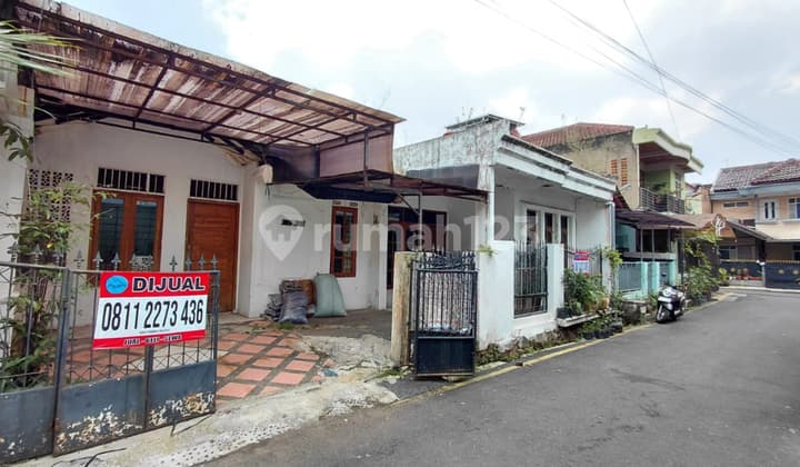 Cipageran Complex House 10 Minutes to Cimahi City Hall, Strategic, Green, Serene.