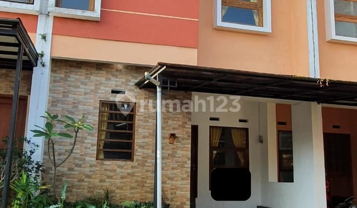 Rumah 2 Lantai Sariwangi One Gate System Siap Huni