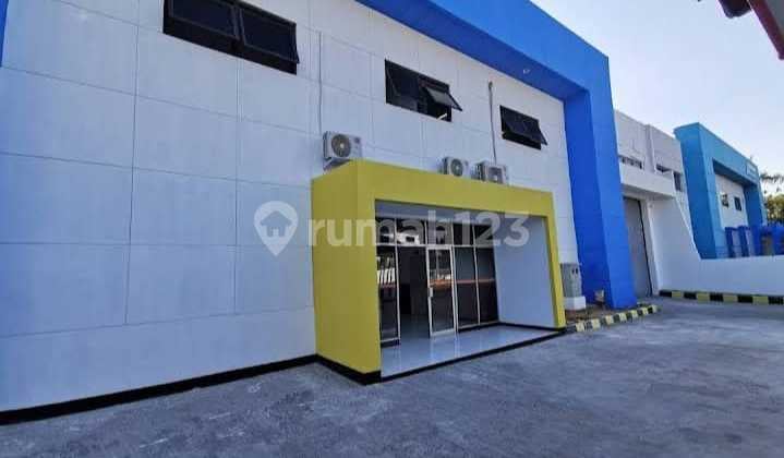 Dijual Gudang Jababeka 2 1740.0 m² HGB