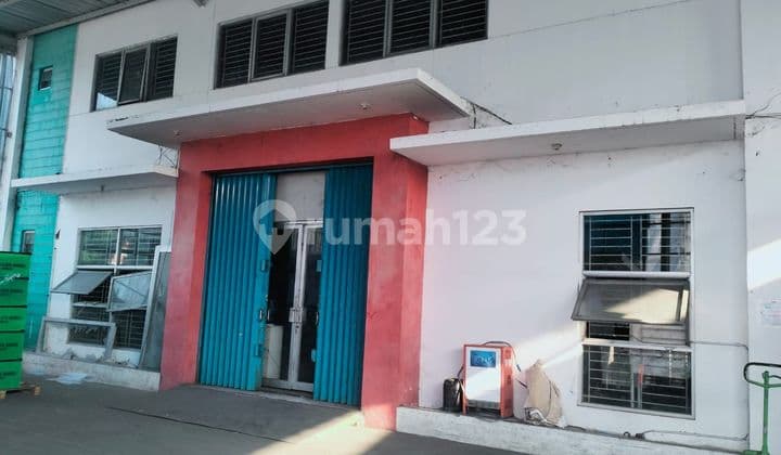 Disewa Gudang di Delta Silicon 1200 M Bagus