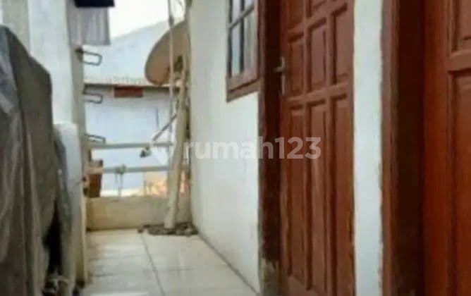 Dijual rumah kontrakan 5 pintu di kebon dua ratus Jakarta Barat
