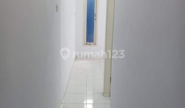 Dijual Rumah 1,3 Lantai di Gang di Menceng Tegal Alur, Jakbar