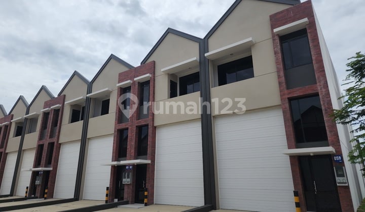 Gudang Bizpark PIK2 6x20 Multiguna Siap Pakai Strategis Row Depan
