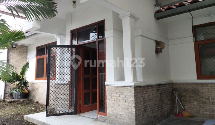 Rumah, 1 Lantai, SHM, di Soekarno Hatta,