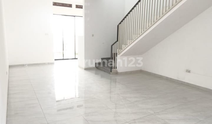 Disewa / Dijual Rumah Mekar Wangisangat Siap Huni,Bangunan Baru, Jalanan Luas Aman Dlm Clusterlt 125 LB 1203 Kt+ 13 KM +1Air Jetpumplistrik 2200 Watt2 Carportshmharga Jual : 2,9 M Nego Harga Sewa: 75 Jt/Thn,Nepis@Ag