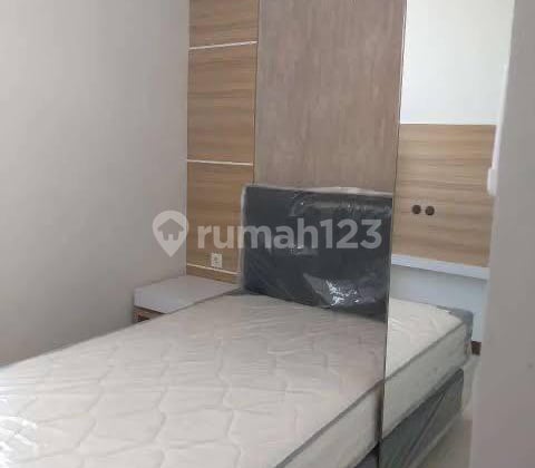 Rented Studio at Paskal Lodge (Location Across from Binus):
Size: 18 m², Fully Furnished, AC, Water Heater, TV
Annual Rent: 36 Million IDR (Negotiable)