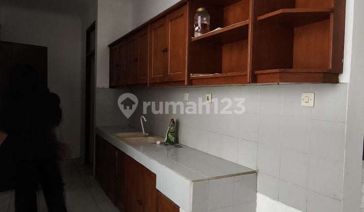 Dijual: Rumah Inhoftanksiap Pakailt 189 M2 / Lb 150 M2kt 4+1km 2 +1carport 1, Garasi 1shmlistrik 3500wair Pamhrg 1,65 M Nego Ag