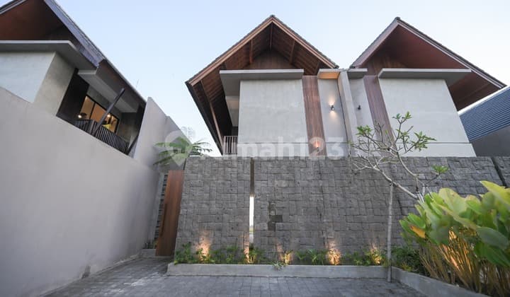 For Rentvila Di Balivilla Garyati- 2 Br, 2.5 Bathroom Villa In Kedungu, Tabanan, - 160m2 Land, 110 M2 Building, 6m Wide Road Access- Paddy / Rice Field View (green Zone)- High-speed Wi-fi- Swimming Pool- Equipped Closed Living Room With Kitchen- Cleaning