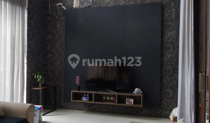 Jual Taman Mekar Utama (Mkr Wangi)Luas 287/5003 Lantai 5 Kmr Tdr +15 Kmr Mandi +1Shm Lbr Muka 12Mhadap Selatanlistrik 5500Wair Submersible Hrg 6.8M Nego Fn