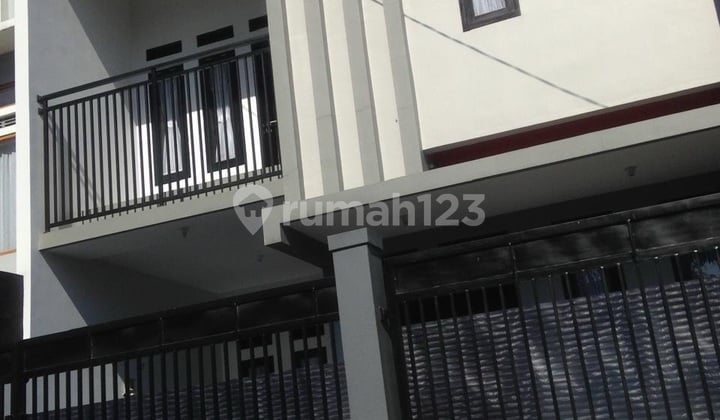Rumah Siap Huni Dekat Tol. Pasar Supermarket