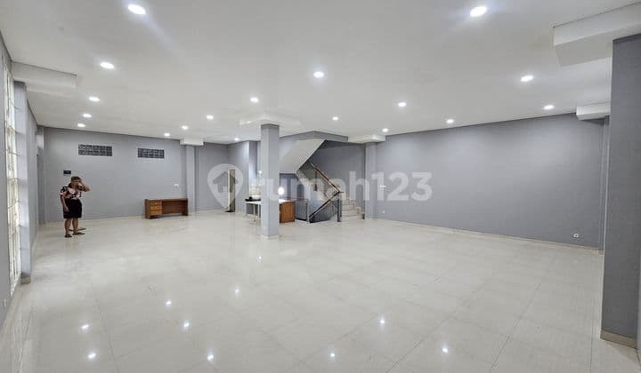 Disewakan Ruko Lembanglt 140lb 340 +-lm 142,5ltkm 210600wtsiblecarport 5mblshm 120jt/th Min 2th