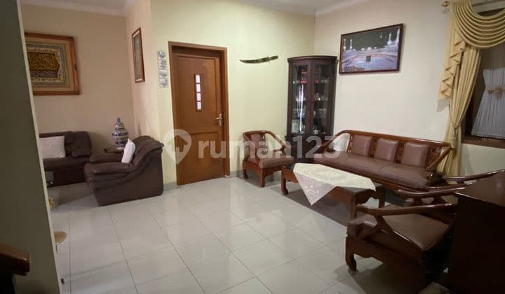 Rumah Dekat Tol Pasteur Sarijadi dan Gunung Batu