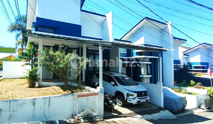 Affordable House in Upper Cimahi Near City Hall and Town Square