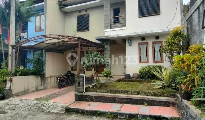 Rumah Gunung Batu Pasteur Sarijadi Bumi Prima Pesantren