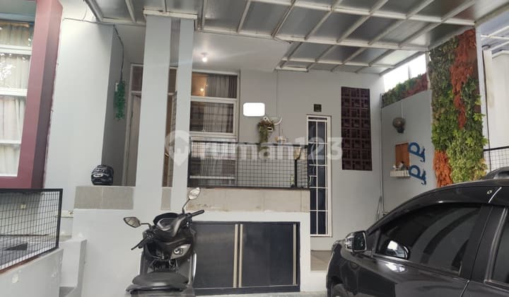 Rumah Dekat Pemkot Cimahi Furnish