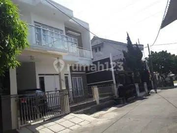 Rumah Bagus 3Lantai Siap Huni Dalam Komplek Margahayu, Lokasi Strategis Dekat Metro Mall, Summarecon, Podomoro Park, Kampus Unibi, Telkom, Uin,Di Margahayu,Rancasari,Ciwastra, Arcamanik, Bandung Timur