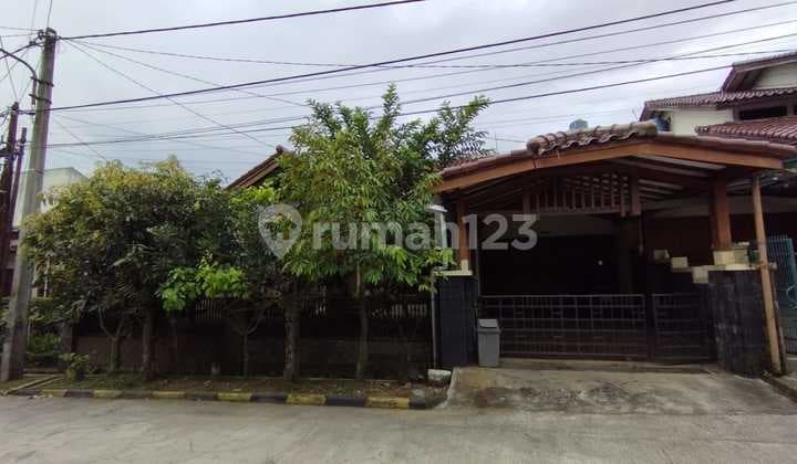 RUMAH BAGUS SIAP HUNI DALAM KOMPLEK PASTEUR, LOKASI DEKAT TOL PASTEUR, KAMPUS, DI PASTEUR, CICENDO, BANDUNG KOTA