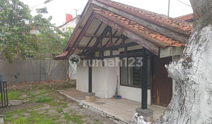 Rumah Lama Hitung Tanah , Cocok untuk Bangun Kos Kosan atau Tempat Tinggal, Dekat Kampus Widyatama, Unikom, Ypkp, Itb, di Sayap Dago, Cikutra, Cigadung,Bandung Utara,Bandung Kota