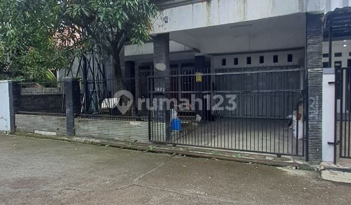 Rumah 2Lantai Baru Renov, Dalam Komplek Batu Indah,Akses Tol Purbaleunyi, Tol Buah Batu, Tol Moh, Toha, Dibatununggal, Bkr, Turangga,Soekarno Hatta, Bandung Tengah