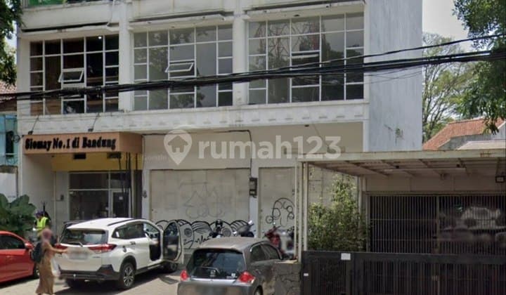 Ruko Siap Huni Lokasi Strategis, Cocok untuk Caffe, Resto,Bimbel, Kantor, di Tengah Kota Bandung, di Sayap Riau, Riau,Bandung Tengah, Bandung Kota