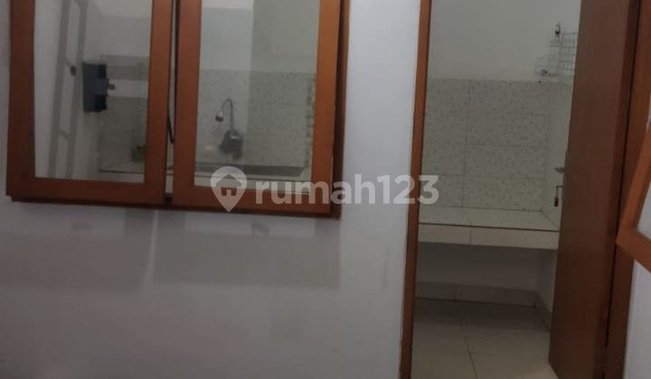 Rumah Bagus Siap Huni Dalam Komplek Antapani, Lokasi Strategis, Dekat Terminal, Rumah Sakit Hermina, Klinik Dokter Augus, di Antapani, Bandung Timur, Arcamanik