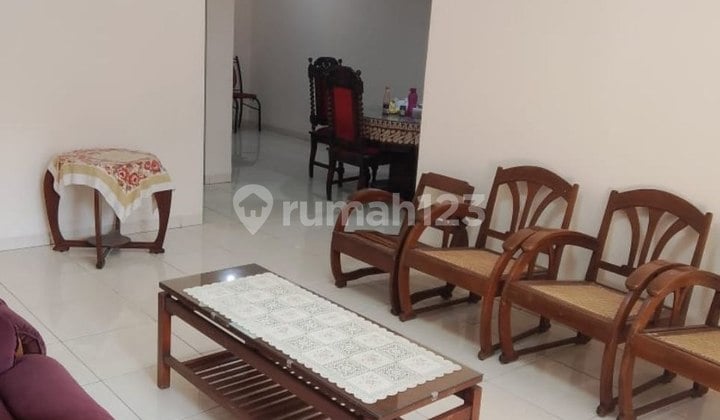 Rumah Bagus Siap Huni Cocok untuk Tempat Tinggal, Kantor, Dekat Kuliner Cihapit,Us Itb, Unikom, Unpar, Bip, di Sayap Riau, Riau, Dago, Sayap Dago, Bandung Tengah, Bandung Kota