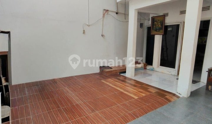 Rumah Bagus 2Lantai Siap Huni Dalam Komplek Cibiru, Lokasi Strategis, Dekat Mesjid Al Jabar, Tol Summarecon,Summarecon Mall,Univ Telkom, Uin,Upi, di Cibiru, Cileunyi, Soekarno Hatta, Bandung Timur