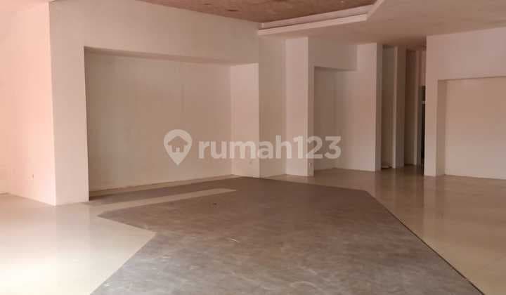 RUMAH KOMERSIL LOKASI STRATEGIS TENGAH KOTA, COCOK UNTUK KANTOR, USAHA, CAFFE, BIMBEL, DEKAT ALUN" BANDUNG, ITB, UNPAR, UNPAS, UNISBA, BIP, KING MALL, BEC, DI SAYAP RIAU, BANDUNG KOTA
