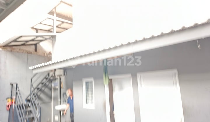 Jual Cepat Ruang Usaha Cafe + Showroom Hdp Jln Di Cimone Tangerang