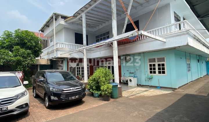 Selling Business Space Already Tenanted in Rawa Belong, Jakarta