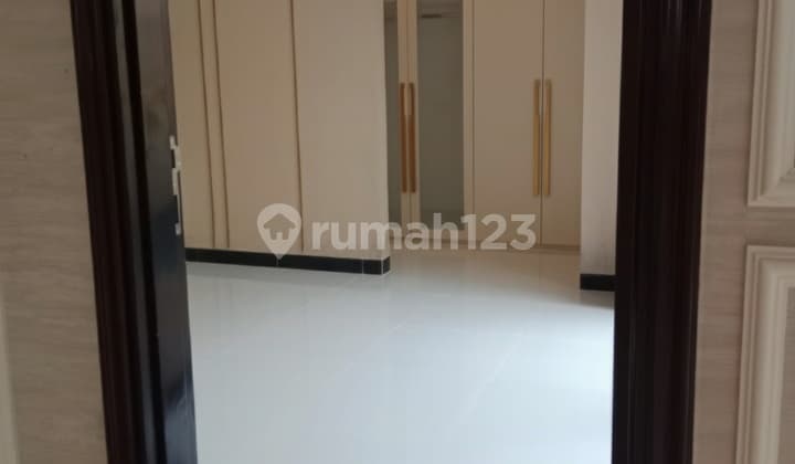 Jual Rumah Mewah di Cluster Jadeite Kawasan The Park BSD
