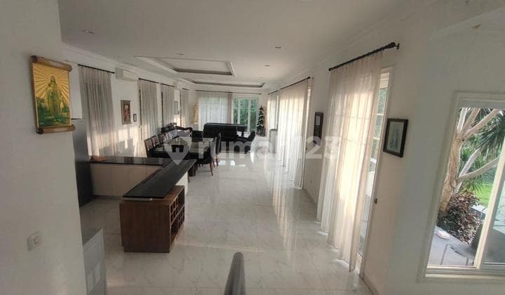 Rumah Bagus Furnished Bukit Sentul, Bogor dengan view ke Gn Pancar