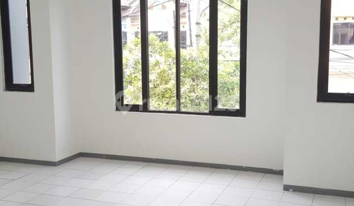 Jual Nego Ruko SHM 2 Lantai di Taman Holis Indah 2 Siap Pakai