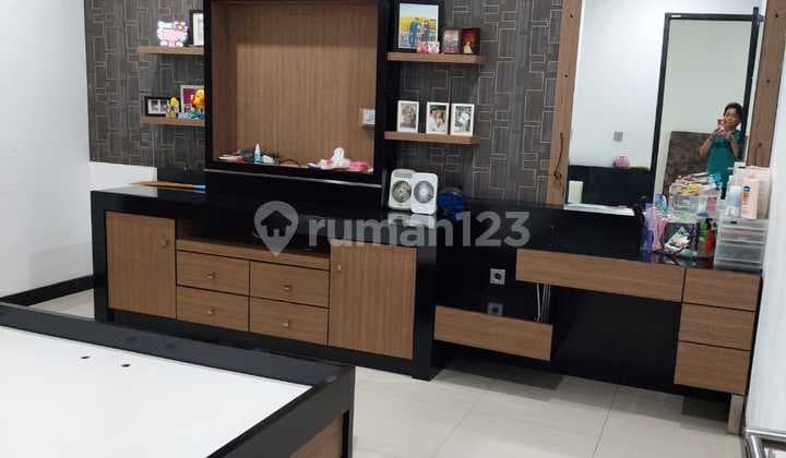 Rumah Bagus 2 Lantai SHM Furnished Taman Kopo Indah 3 Siap Huni