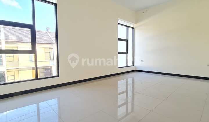 SHM New House Exclusive Sherwood, Tki Bandung