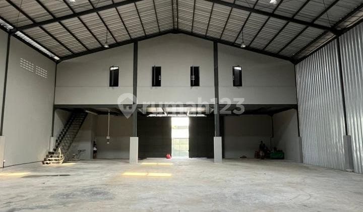 Disewakan Gudang Brand New LT 752 M2 di Cipondoh