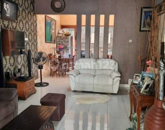 Rumah Dalam Cluster 2 Lantai Siap Huni Bagus Luas Tanah 105m SHM Lingkungan Nyaman Di Harmoni Harapan Indah, Bekasi