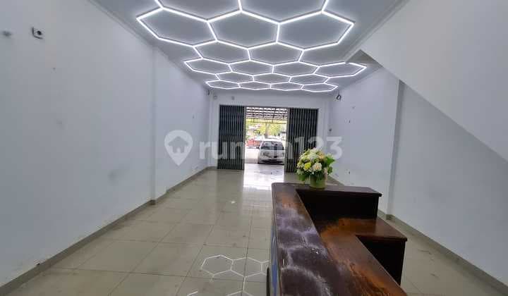 Ruko 3 Lantai Siap Pakai Langsung Usaha Luas Tanah 72M Bagus Lokasi Bagus Jalan Utama Lokasi Ramai Cocok untuk Kantor atau Usaha SHM di Harapan Indah, Bekasi Utara